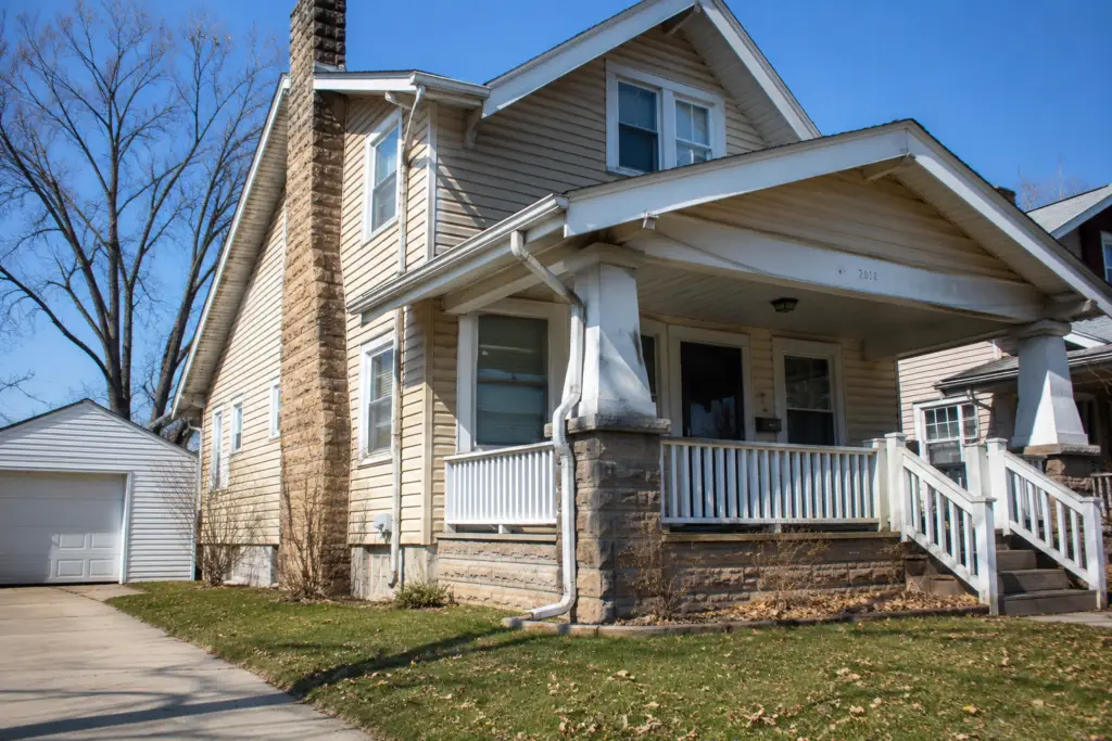 Buying an Older Home in Wichita? Check the Exterior First